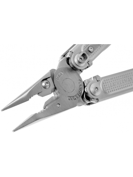 мультитул Leatherman Free P4 